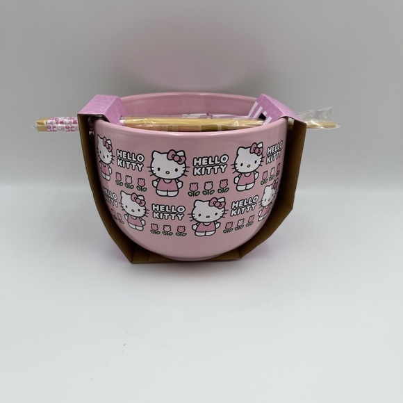 NEW Hello Kitty Ceramic Ramen Noodle Bowl w/ Chopsticks Pink Sanrio - Picture 3 of 7